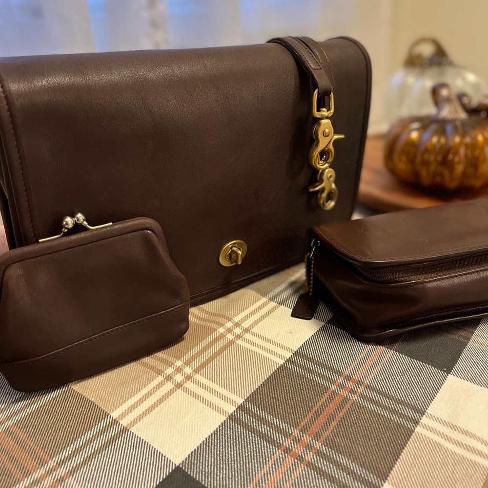 Coach vintage brown leather lot kisslock cubby case convertible clutch 9635